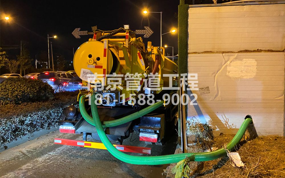 266电瓷新村临时工地抽粪