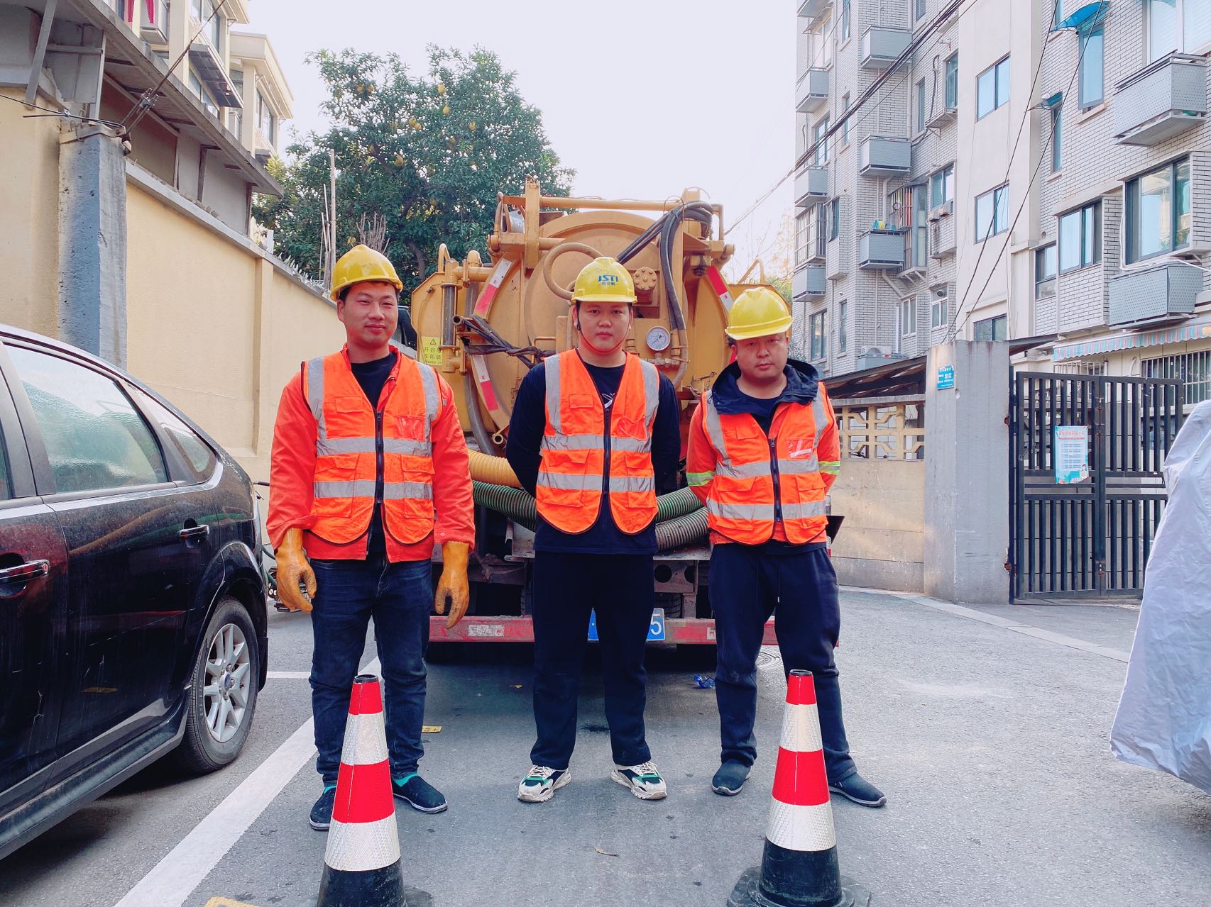 电瓷新村南京某小区管道清淤检测施工